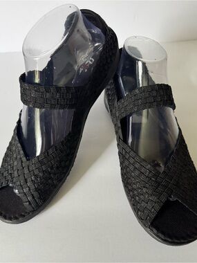 C.C. Resorts Women’s 10 (41) Woven Cross Strap Sandal Black Slip On